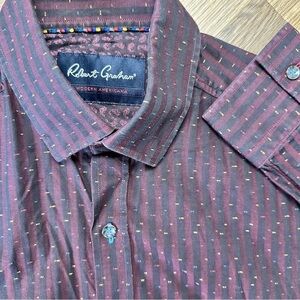 Robert Graham Long Sleeve Button Shirt‎ Medium Tailored Fit Burgundy Embroidered